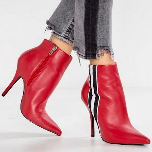 Steve Madden Red Ankle Boots with Black and White Stripes - Picture 14 of 14